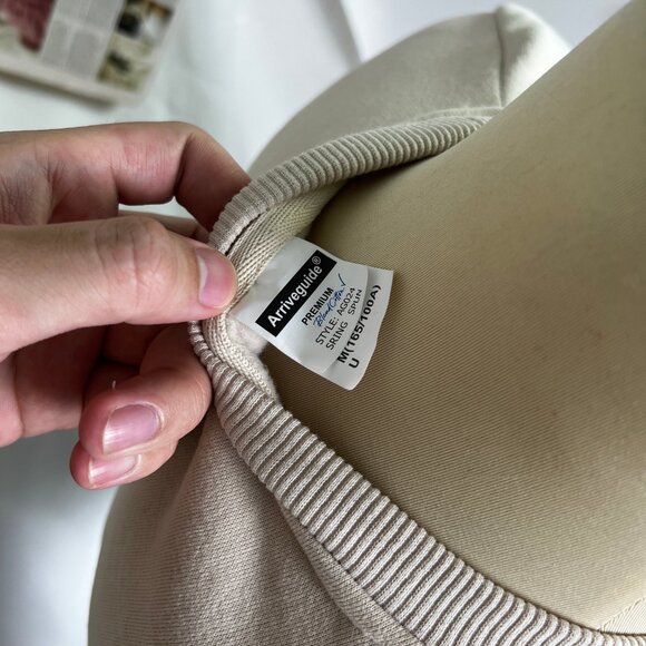 Embroidered crewneck Detroit football sweatshirt — Beige cotton-lined sweatshirt - Picture 4 of 5